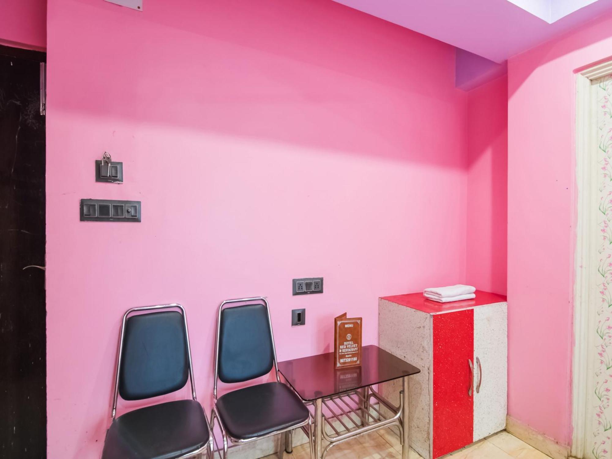 OYO 71174 Hotel Red Velvet Hugli-Chinsurah Exterior foto